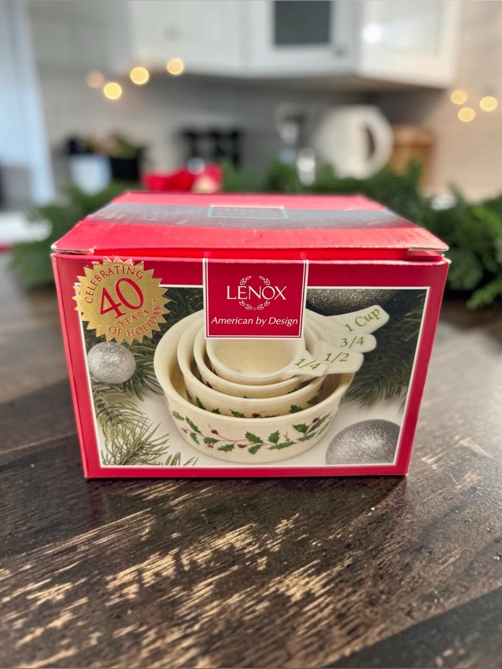 NIB Lenox “HOLIDAY” Measuring Cups